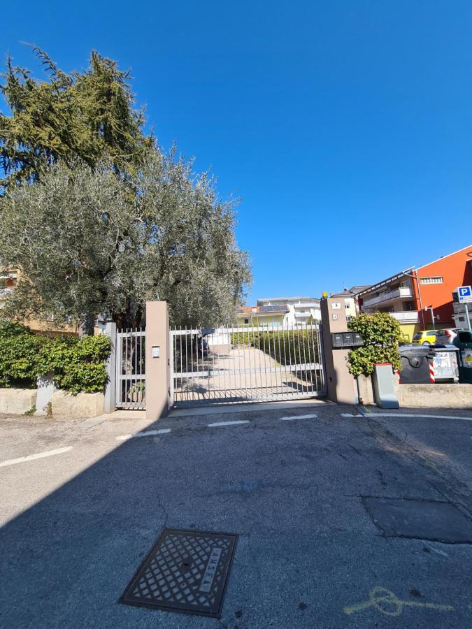 Apartamento Le Peonie Riva del Garda Exterior foto
