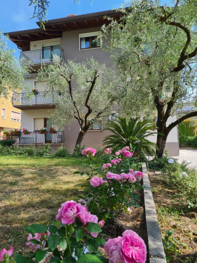 Apartamento Le Peonie Riva del Garda Exterior foto